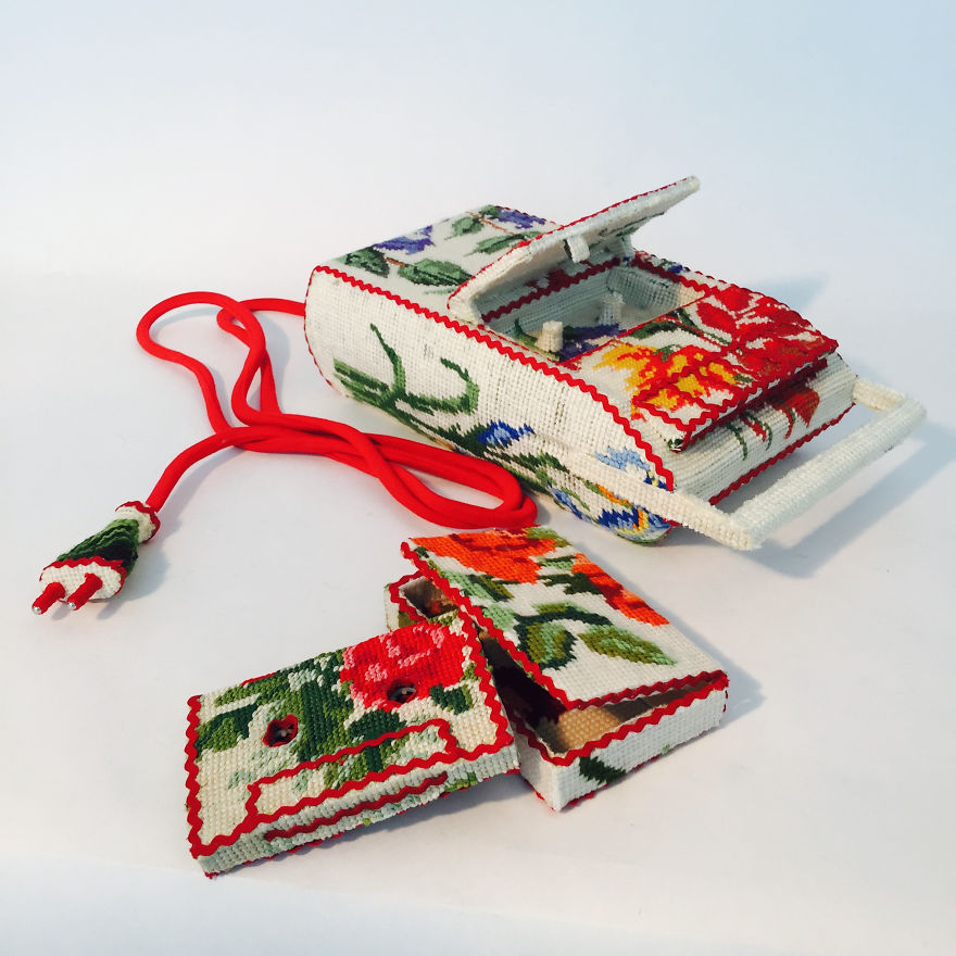 Artist Gives A Second Life To Vintage Household Objects By “Dressing Them Up” In Cross-Stitched Patterns Artist Gives A Second Life To Vintage Household Objects By “Dressing Them Up” In Cross-Stitched Patterns