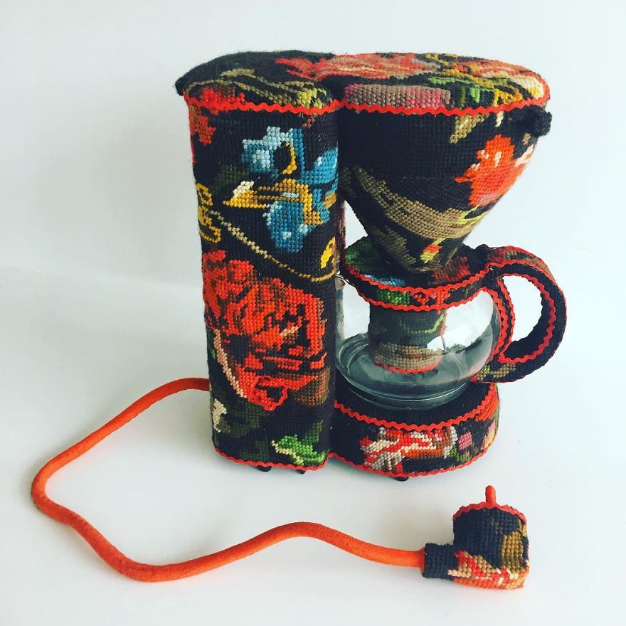 Artist Gives A Second Life To Vintage Household Objects By “Dressing Them Up” In Cross-Stitched Patterns Artist Gives A Second Life To Vintage Household Objects By “Dressing Them Up” In Cross-Stitched Patterns