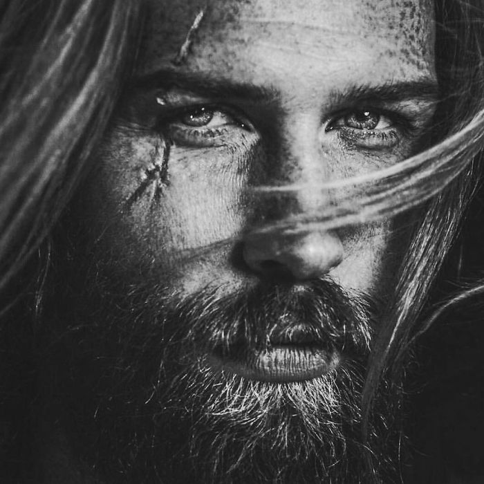 Barber Tells This ‘Shy’ Insurance Man To Grow A Beard, And It Ends Up Transforming His Life Barber Tells This ‘Shy’ Insurance Man To Grow A Beard, And It Ends Up Transforming His Life