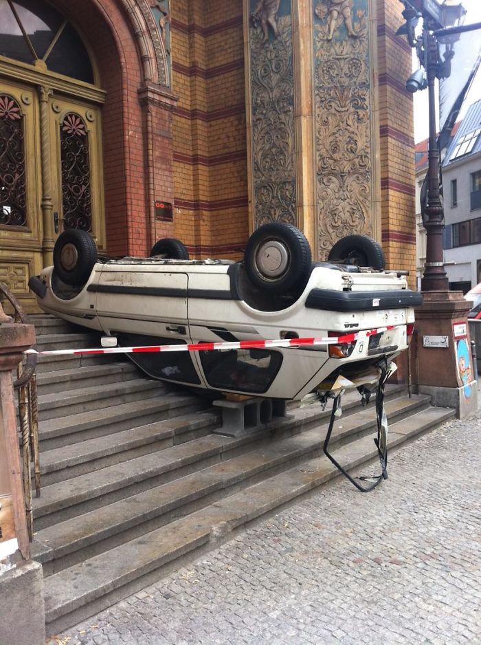 117 Times People Miraculously Avoided The Biggest Disasters 117 Times People Miraculously Avoided The Biggest Disasters