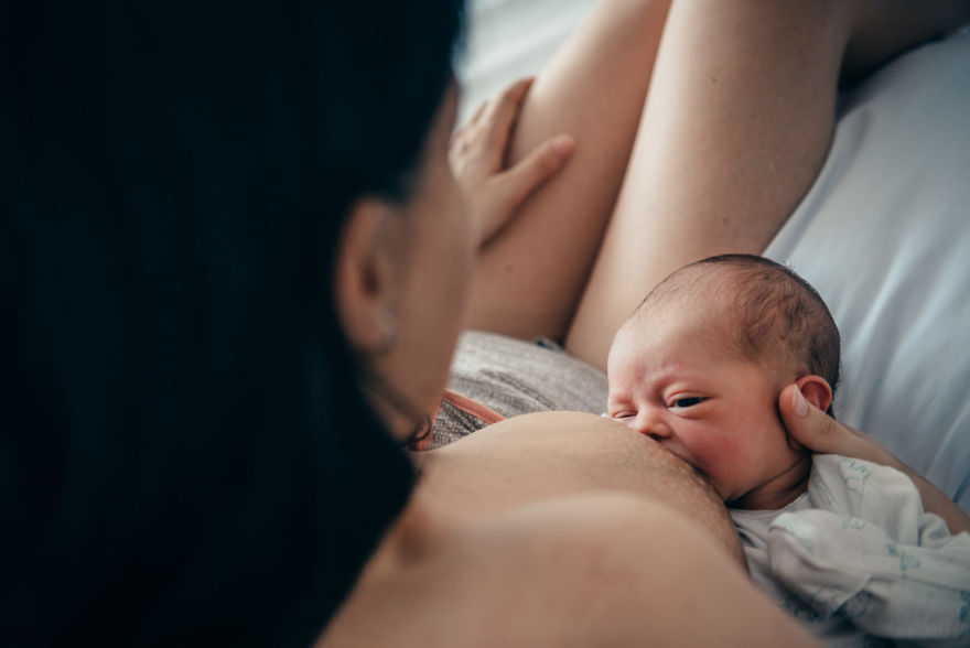 20 Winning Photos Of 2018 Birth Photography Contest Prove That Moms Are Badass