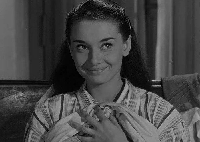 “Sinister”: People Are Just Now Finding Out Audrey Hepburn Actually Aged, The Reactions Are Wild “Sinister”: People Are Just Now Finding Out Audrey Hepburn Actually Aged, The Reactions Are Wild