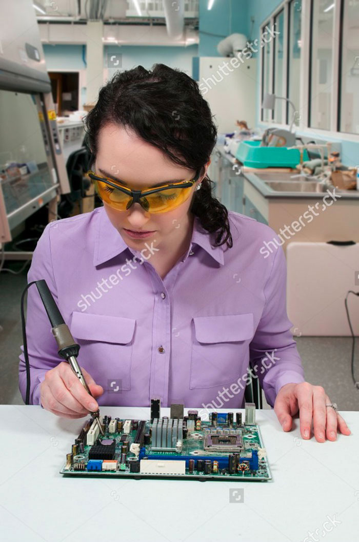 175 Weird Photos You Won&rsquo;t Be Able to Forget