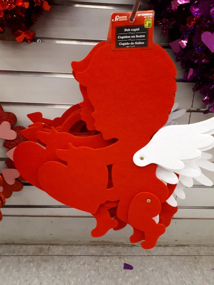 35 Valentine’s Design Fails That Probably Shouldn’t Have Been Approved 35 Valentine’s Design Fails That Probably Shouldn’t Have Been Approved