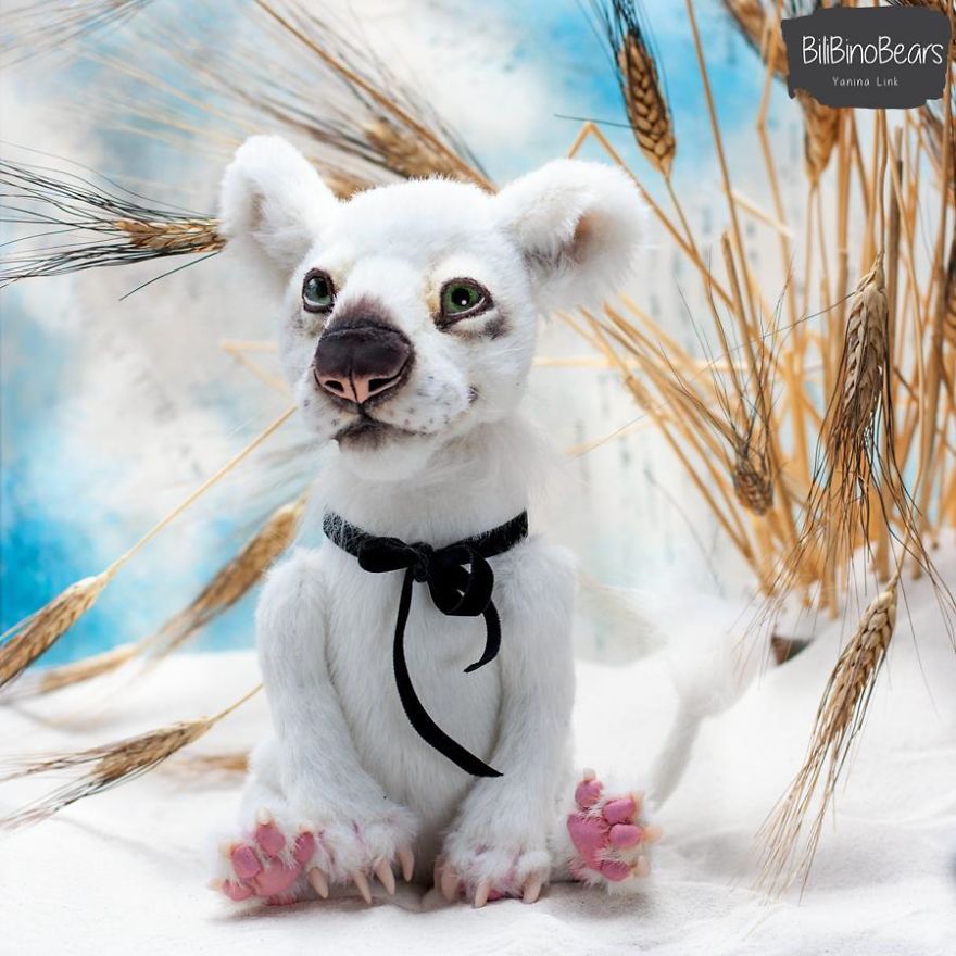 I Create Lifelike Soft Sculpture Of Plush And Fabrics