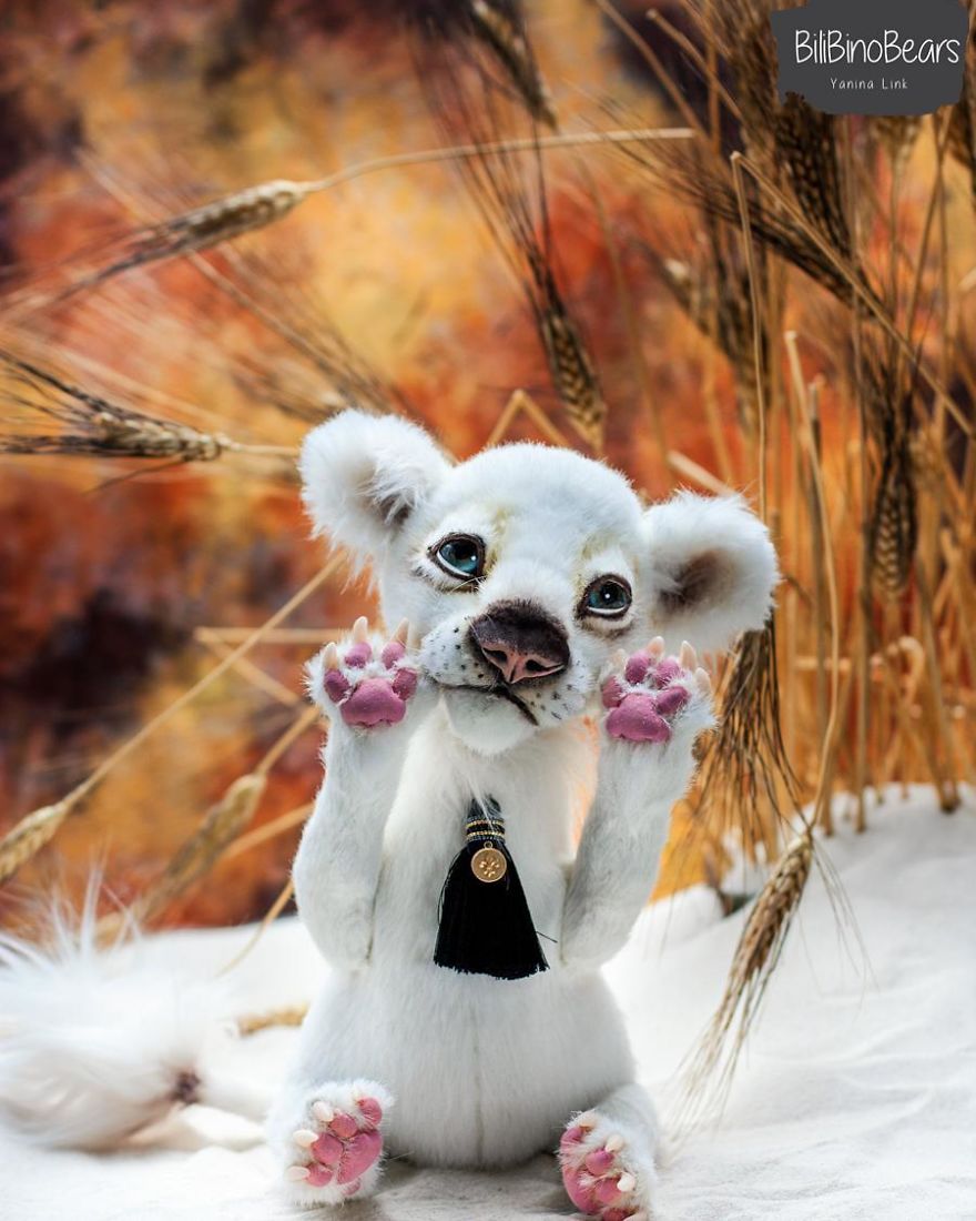 I Create Lifelike Soft Sculpture Of Plush And Fabrics