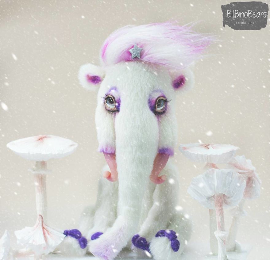 I Create Lifelike Soft Sculpture Of Plush And Fabrics