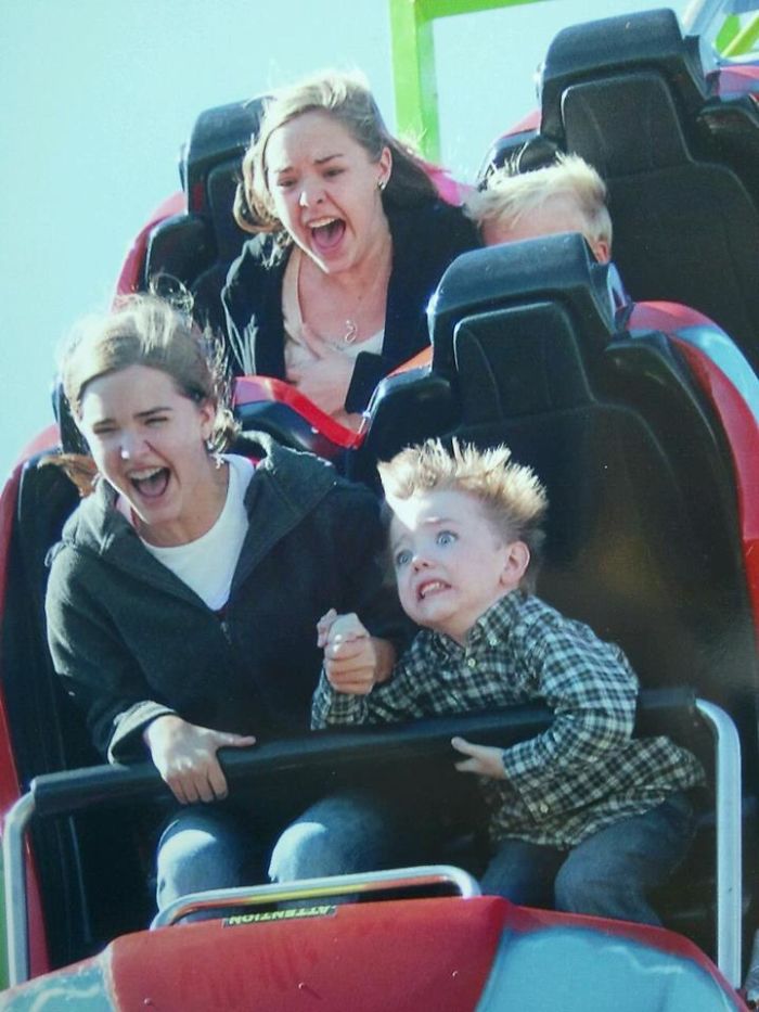 30 Rollercoaster Photos That Will Make You Die From Laughter