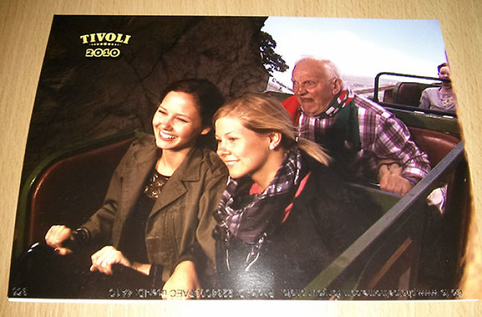 30 Rollercoaster Photos That Will Make You Die From Laughter