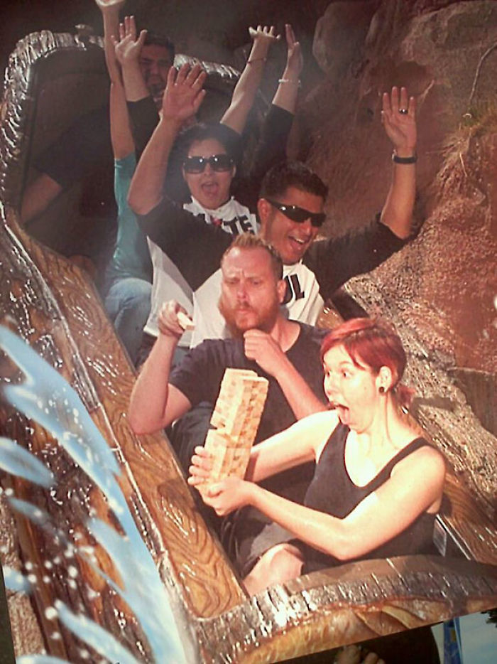 30 Rollercoaster Photos That Will Make You Die From Laughter