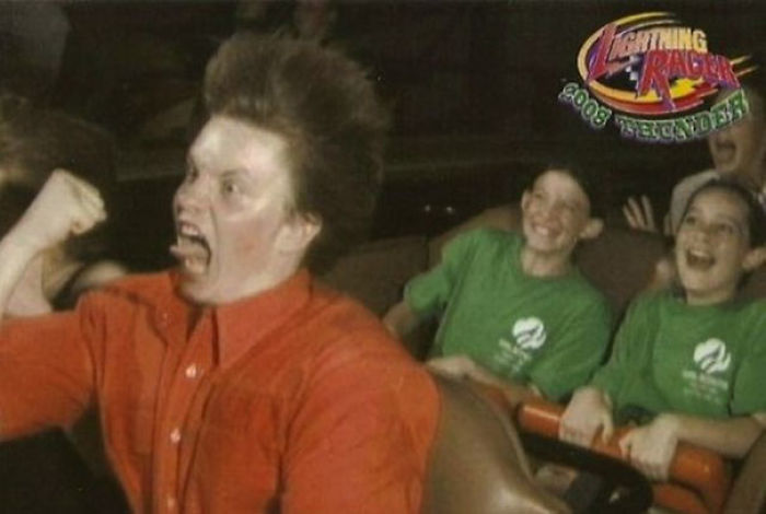 30 Rollercoaster Photos That Will Make You Die From Laughter