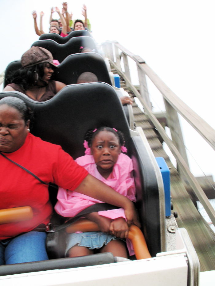 30 Rollercoaster Photos That Will Make You Die From Laughter