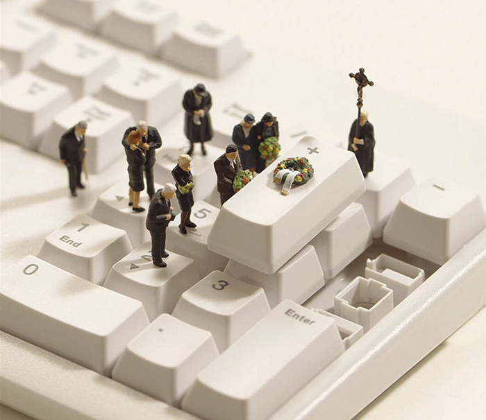 287 ‘Hmmm’ Photos That Raise More Questions Than They Will Answer 287 ‘Hmmm’ Photos That Raise More Questions Than They Will Answer