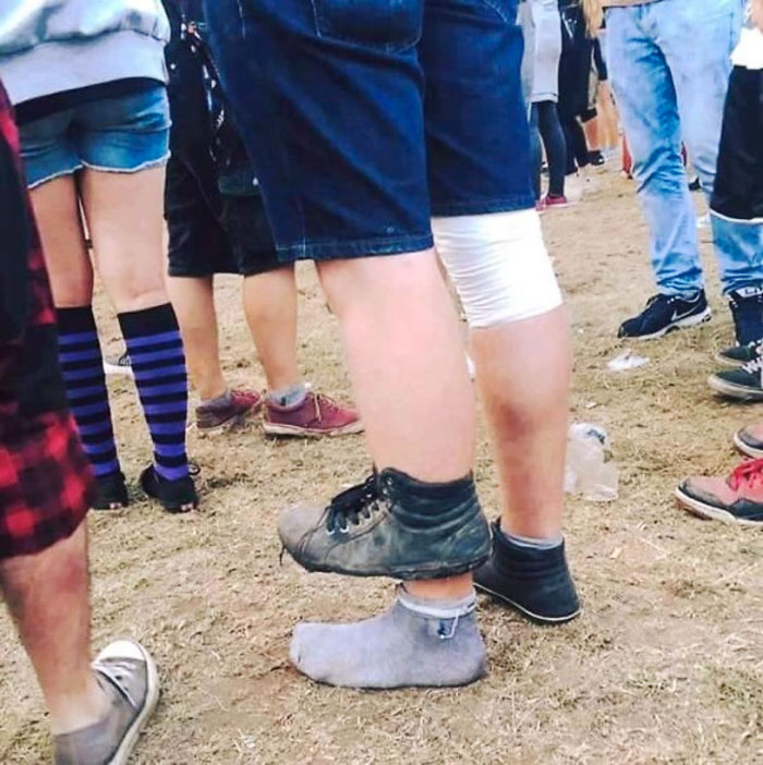 287 ‘Hmmm’ Photos That Raise More Questions Than They Will Answer 287 ‘Hmmm’ Photos That Raise More Questions Than They Will Answer