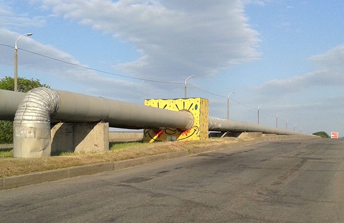 287 ‘Hmmm’ Photos That Raise More Questions Than They Will Answer 287 ‘Hmmm’ Photos That Raise More Questions Than They Will Answer