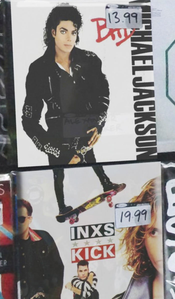 287 ‘Hmmm’ Photos That Raise More Questions Than They Will Answer 287 ‘Hmmm’ Photos That Raise More Questions Than They Will Answer