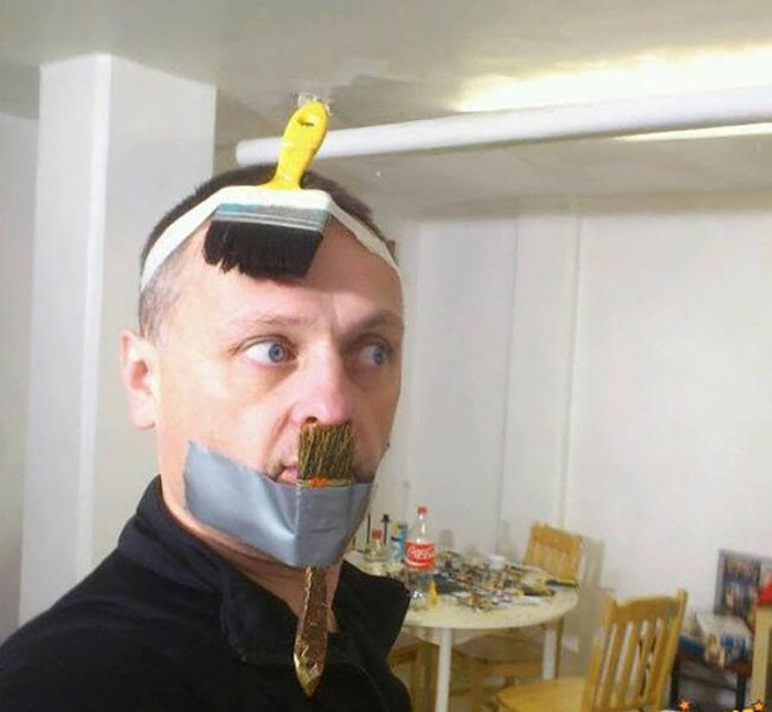 287 ‘Hmmm’ Photos That Raise More Questions Than They Will Answer 287 ‘Hmmm’ Photos That Raise More Questions Than They Will Answer