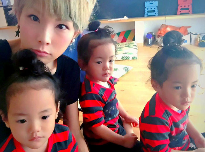 Japanese Mom Captures Her Life With Her Twins And Triplets And It’s Just Too Adorable Japanese Mom Captures Her Life With Her Twins And Triplets And It’s Just Too Adorable