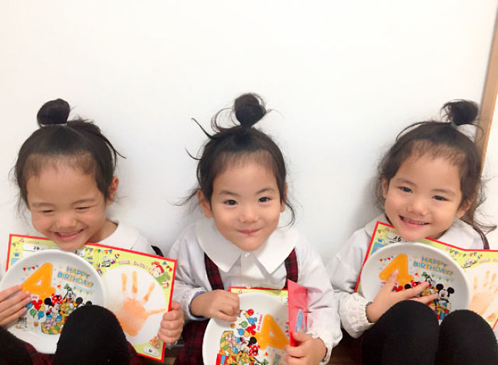 Japanese Mom Captures Her Life With Her Twins And Triplets And It’s Just Too Adorable Japanese Mom Captures Her Life With Her Twins And Triplets And It’s Just Too Adorable