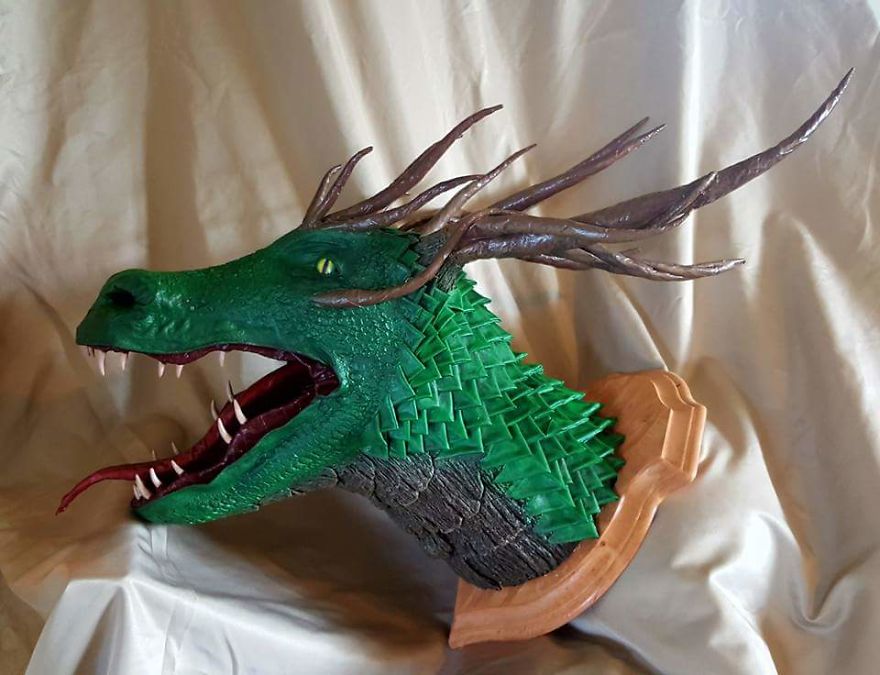 Bradley Pierce – Fantasy & Mythical Sculptures Bradley Pierce – Fantasy & Mythical Sculptures