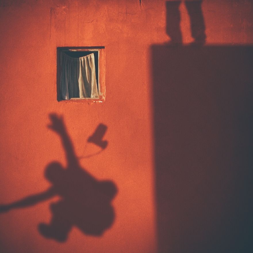 I Had Spent 12 Years Shooting This Window Until Owners Demolished The Building – I Caught Its Final Moment I Had Spent 12 Years Shooting This Window Until Owners Demolished The Building – I Caught Its Final Moment