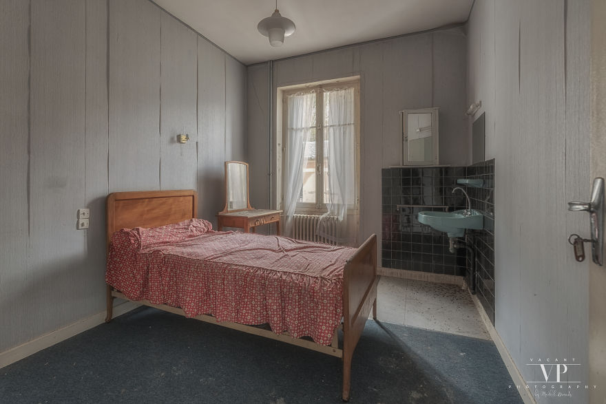 I Photographed This Spa, Frozen In Time I Photographed This Spa, Frozen In Time