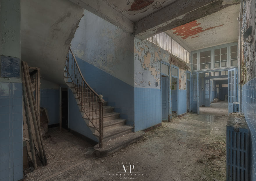 I Photographed This Spa, Frozen In Time I Photographed This Spa, Frozen In Time