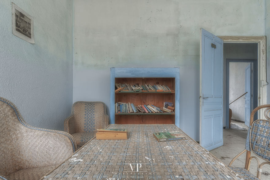 I Photographed This Spa, Frozen In Time I Photographed This Spa, Frozen In Time