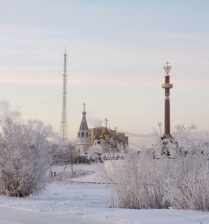 A Thermometer Just Broke At -62°C (-80°F) In The World&#8217;s Coldest Village, And The Photos Are Breathtaking