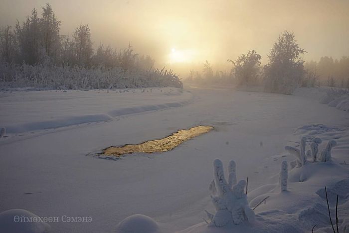 A Thermometer Just Broke At -62°C (-80°F) In The World&#8217;s Coldest Village, And The Photos Are Breathtaking