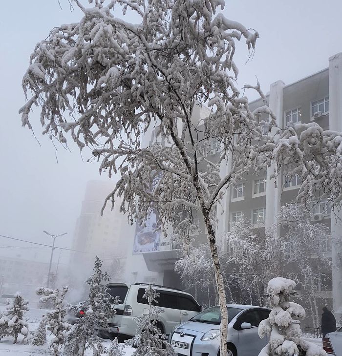 A Thermometer Just Broke At -62°C (-80°F) In The World&#8217;s Coldest Village, And The Photos Are Breathtaking