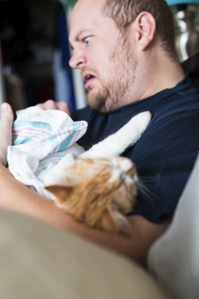 Couple&#8217;s Birthing Photoshoot Goes Viral, And People Don&#8217;t Know What To Think