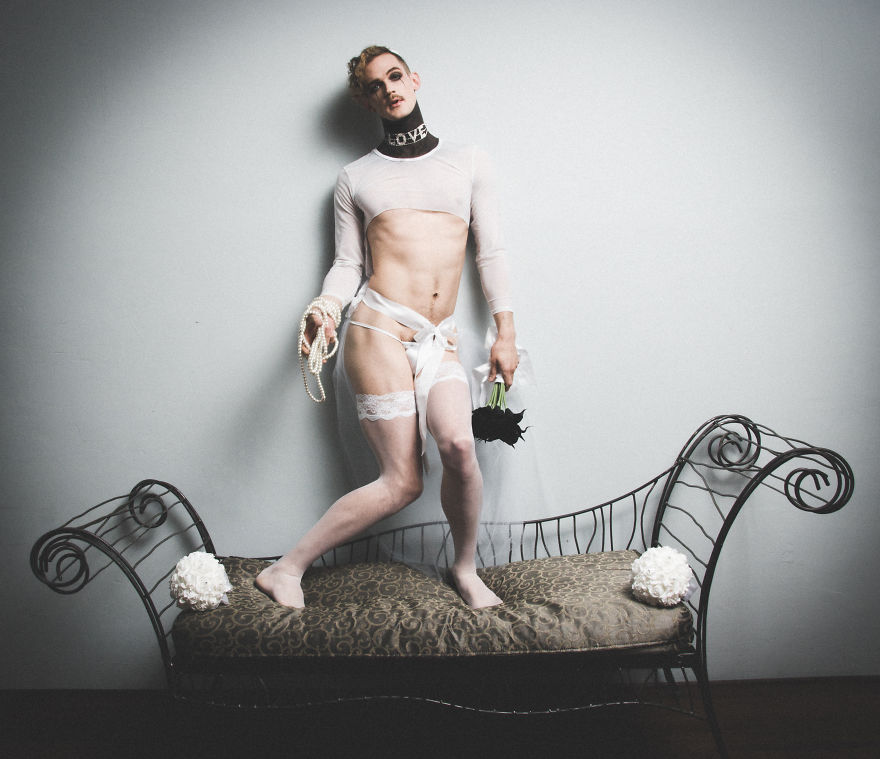 Exposed: The Vulnerability Of Women’s Clothing Exposed: The Vulnerability Of Women’s Clothing