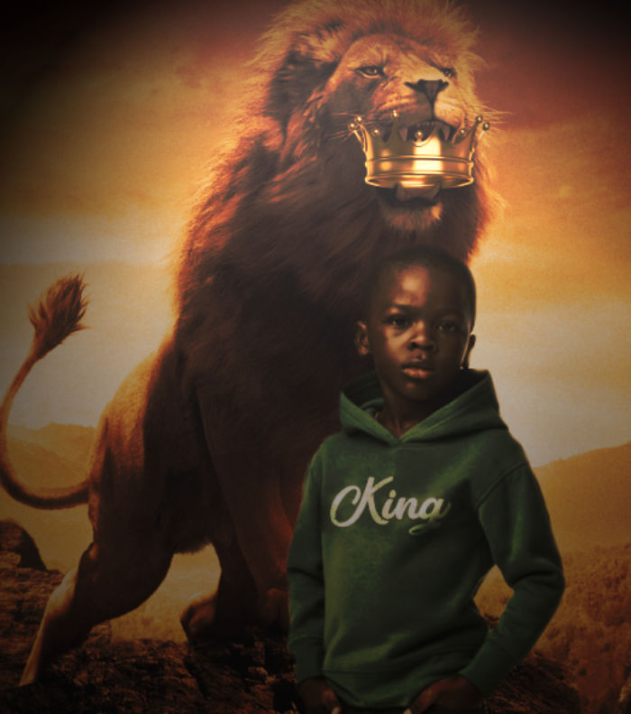 Artists Around The World React To H&M’s Controversial Ad Artists Around The World React To H&M’s Controversial Ad