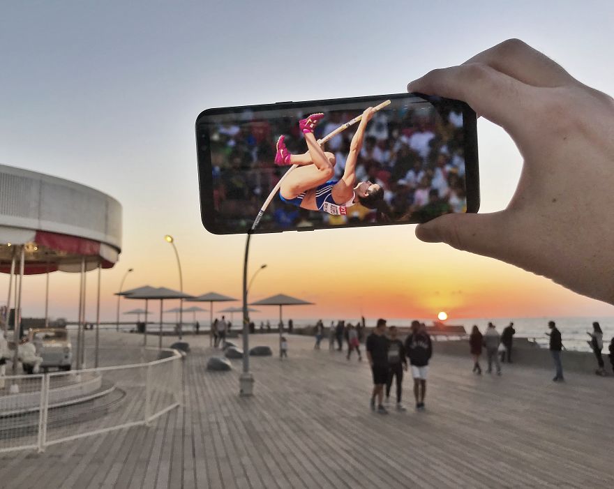 I Bring Everyday Objects To Life With My Smartphone I Bring Everyday Objects To Life With My Smartphone