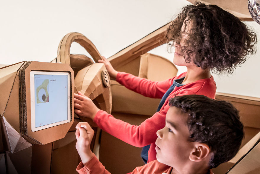 Lazerian Creates Cardboard Car For Skoda Lazerian Creates Cardboard Car For Skoda