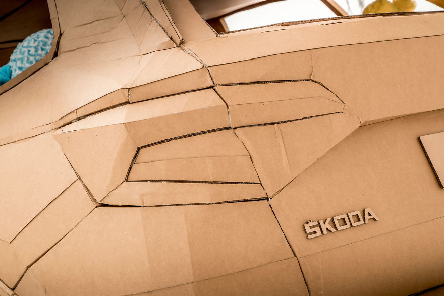 Lazerian Creates Cardboard Car For Skoda Lazerian Creates Cardboard Car For Skoda