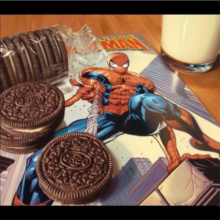 Incredible Hyperrealistic Oil Paintings Show A Perfect Combination Of Pop Art And Everyday Objects