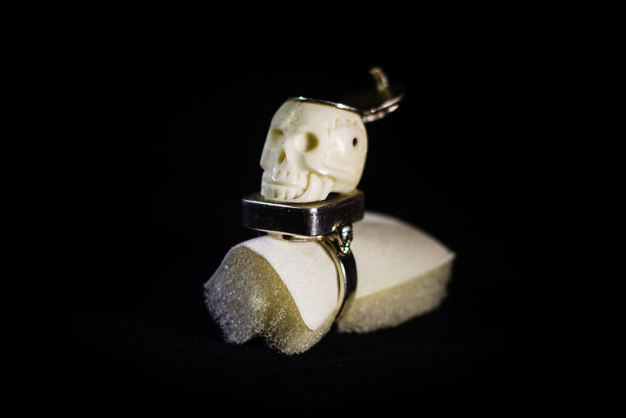 I Hunt For Haunted And Paranormal Items As A Job I Hunt For Haunted And Paranormal Items As A Job