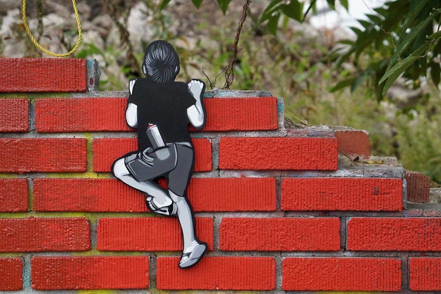 Artist Leaves Tiny Wooden Figures Around The City For People To Find