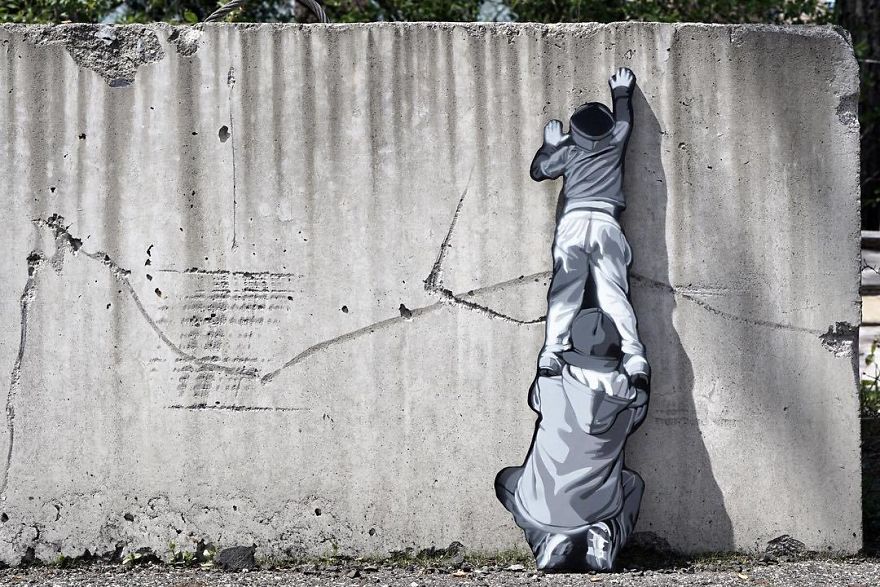 Artist Leaves Tiny Wooden Figures Around The City For People To Find