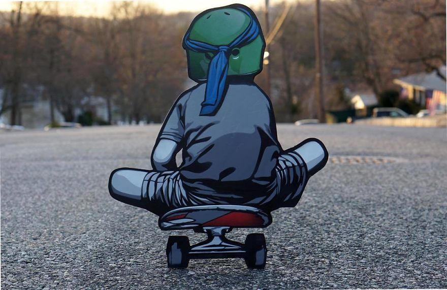 Artist Leaves Tiny Wooden Figures Around The City For People To Find