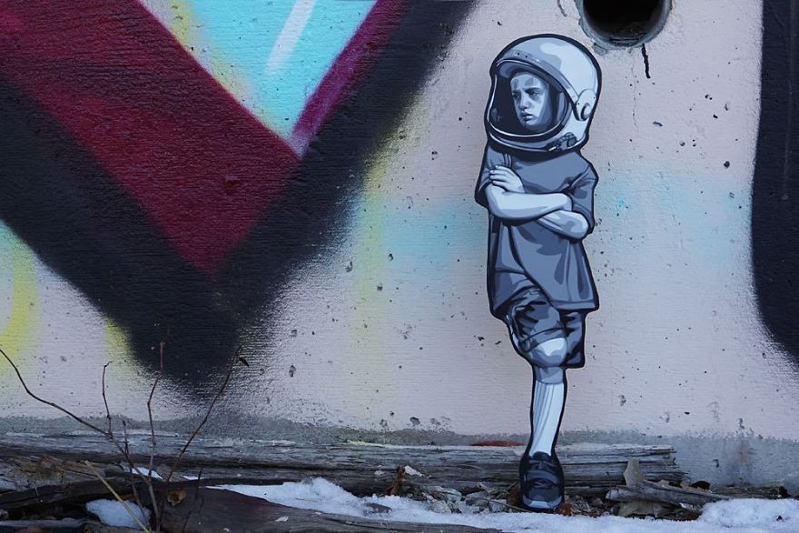 Artist Leaves Tiny Wooden Figures Around The City For People To Find