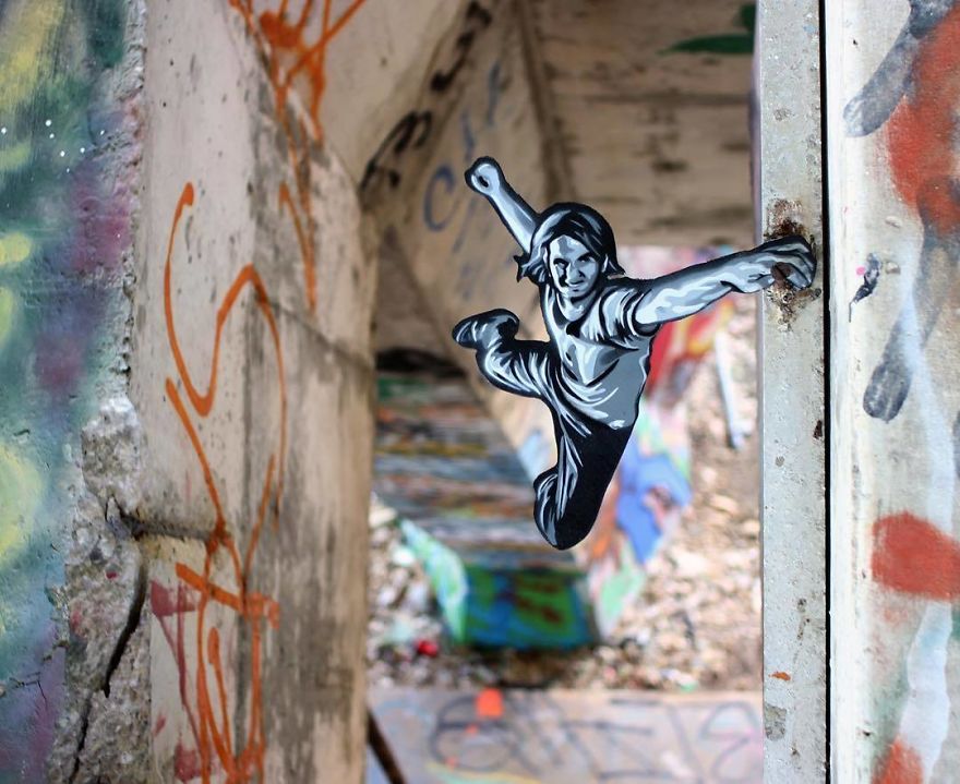 Artist Leaves Tiny Wooden Figures Around The City For People To Find