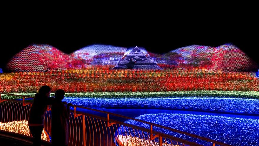 Japan Hosts Winter Light Festival And The Results Are Astounding Japan Hosts Winter Light Festival And The Results Are Astounding