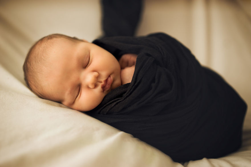 I Did My Little Girl&#8217;s Newborn Photos And Here Are The Results And How I Did It