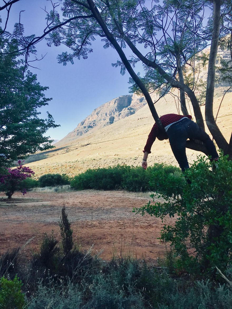 I Went To South-Africa And Came Back With Pictures Of Me Hanging Everywhere I Went To South-Africa And Came Back With Pictures Of Me Hanging Everywhere