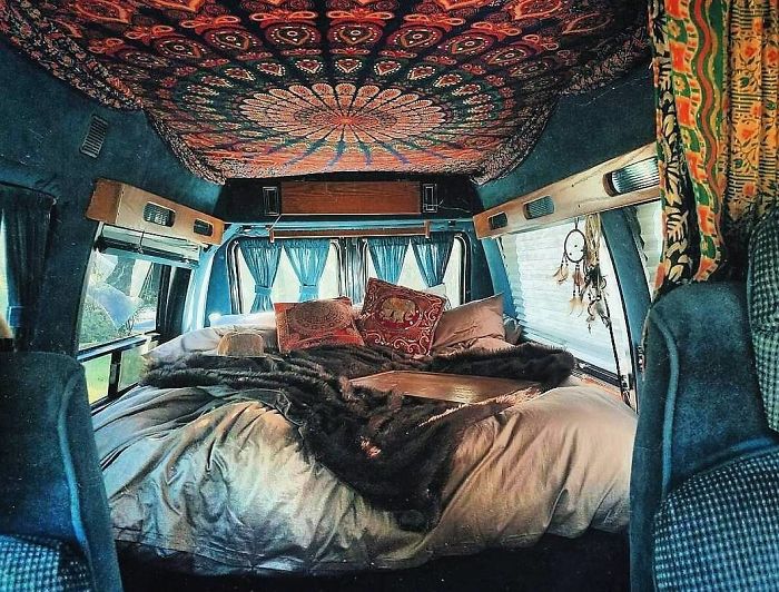 308 Pics From &#8216;Project Van Life&#8217; Instagram That Will Make You Wanna Quit Your Job And Travel The World