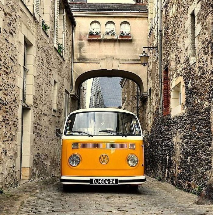 308 Pics From &#8216;Project Van Life&#8217; Instagram That Will Make You Wanna Quit Your Job And Travel The World