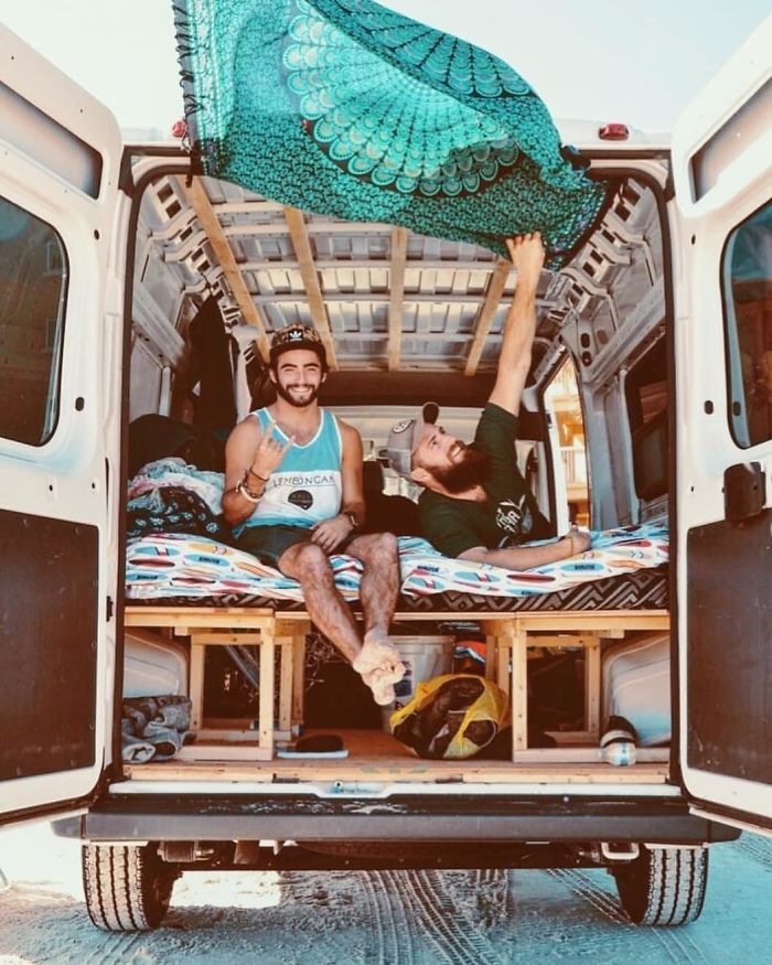 308 Pics From &#8216;Project Van Life&#8217; Instagram That Will Make You Wanna Quit Your Job And Travel The World